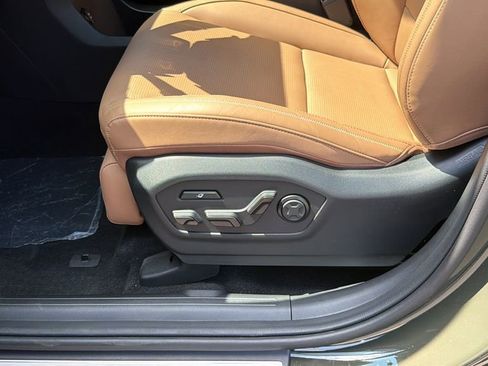 New 2026 Hyundai Santa Fe Calligraphy FWD image 11