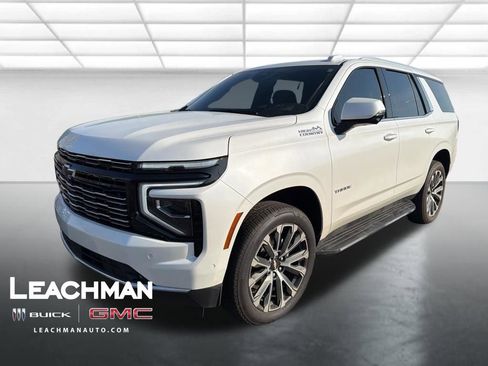 Certified 2025 Chevrolet Tahoe High Country w/ Sun And Tow Package image 9