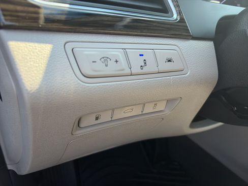 Used 2016 Hyundai Sonata Limited w/ Option Group 02 FWD image 20