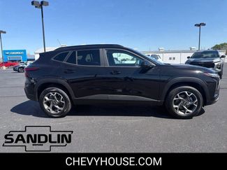 New 2026 Chevrolet Trax LT w/ Driver Confidence Package FWD video 2
