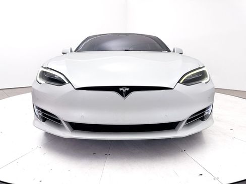 Used 2018 Tesla Model S 100D AWD/4WD image 12