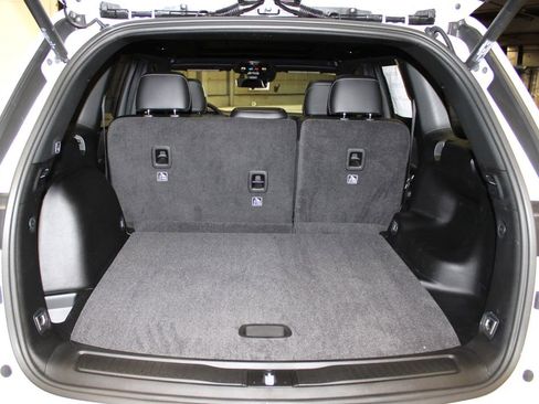 New 2025 Jeep Grand Cherokee Limited w/ Luxury Tech Group II image 32