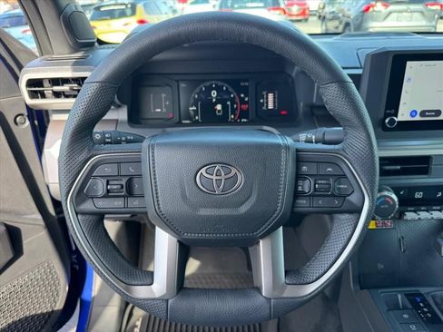 Certified 2025 Toyota Tacoma SR5 image 19