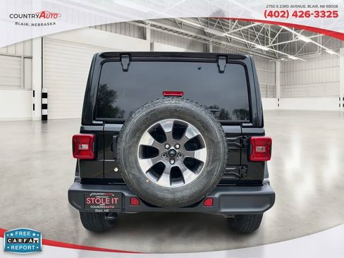 Used 2018 Jeep Wrangler Unlimited Sahara image 4