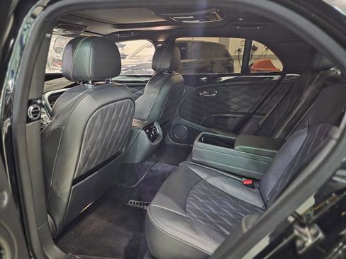 Used 2017 Bentley Mulsanne image 14