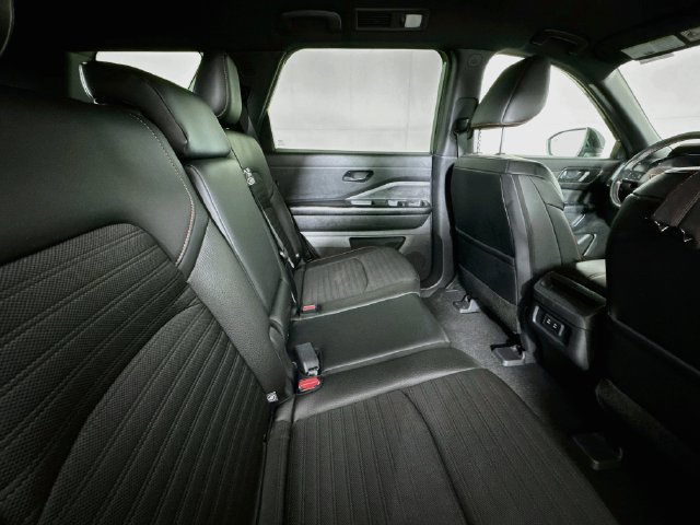 Used 2026 Nissan Pathfinder Rock Creek AWD/4WD image 24