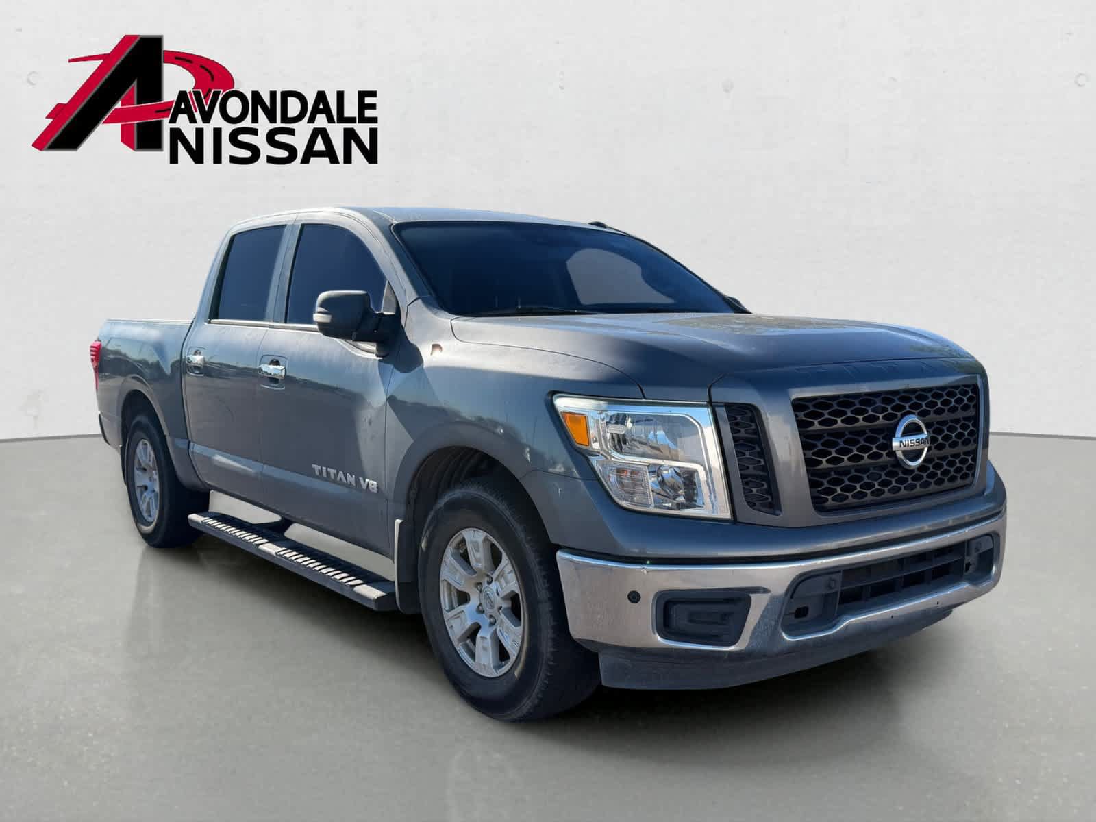 Used 2019 Nissan Titan SV w/ SV Convenience Package RWD image 5