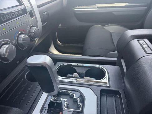 Used 2015 Toyota Tundra SR5 w/ TRD Off Road Package AWD/4WD image 9