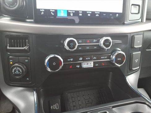 Used 2025 Ford F150 XLT w/ Equipment Group 302A MID image 18