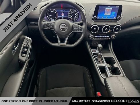 Certified 2025 Nissan Sentra SR image 20