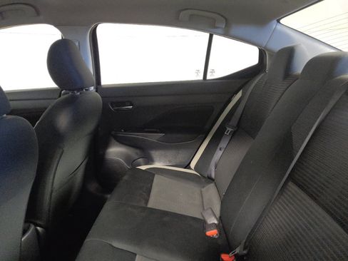 Used 2021 Nissan Versa SV FWD image 18