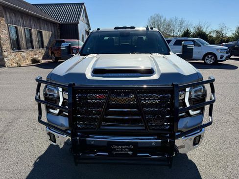 Used 2025 Chevrolet Silverado 3500 LTZ w/ LTZ Texas Edition AWD/4WD image 21