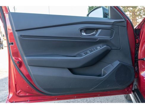 Used 2024 Honda Accord Sport image 17