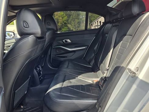 Used 2019 BMW 330i Sedan w/ Driving Assistance Package RWD image 10