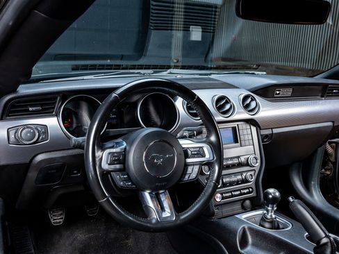 Used 2020 Ford Mustang GT image 12