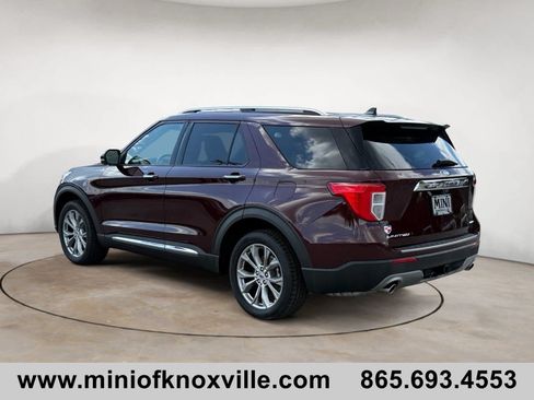 Used 2022 Ford Explorer Limited w/ Equipment Group 301A AWD/4WD image 5