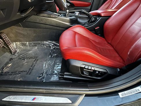 Used 2015 BMW M3 RWD image 30