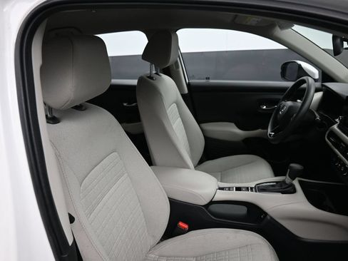 Certified 2025 Honda HR-V LX image 23