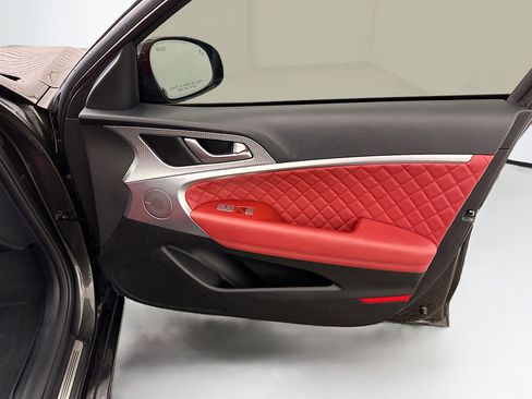 Used 2023 Genesis G70 3.3T w/ Sport Prestige Package image 35