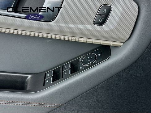 New 2026 Ford Explorer Active w/ Active Comfort Package AWD/4WD image 23