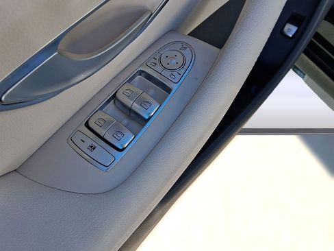 Used 2023 Mercedes-Benz E 450 E 450 image 18