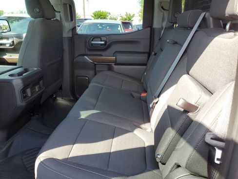 Used 2021 Chevrolet Silverado 1500 LT Trail Boss image 11