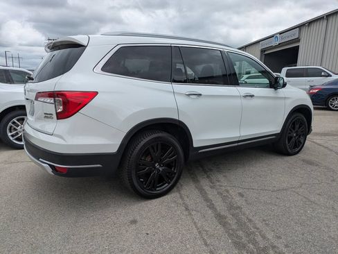 Used 2021 Honda Pilot Touring image 4