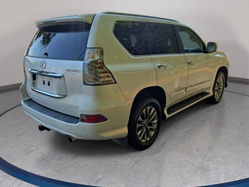 Used 2014 Lexus GX 460 Luxury w/ Preferred Accessory Package AWD/4WD image 5