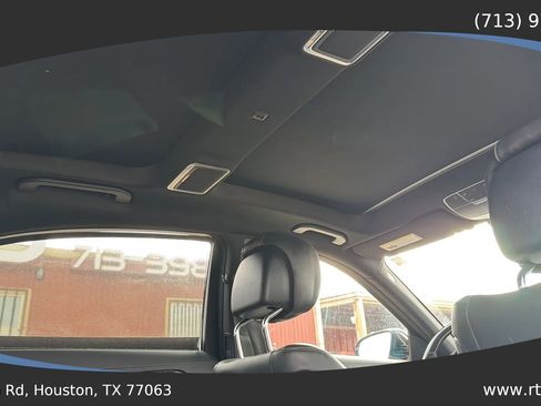 Used 2015 Mercedes-Benz S 550 Sedan image 31