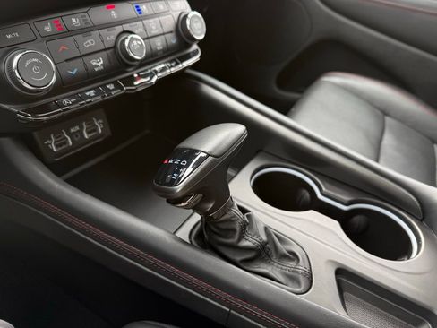 Used 2024 Dodge Durango GT image 25