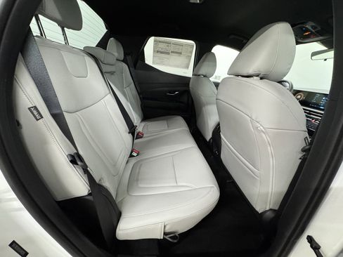 New 2025 Hyundai Santa Cruz SEL image 18