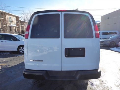 Used 2017 Chevrolet Express 2500 LS image 6