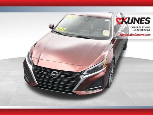 Used 2023 Nissan Altima 2.5 SV image 34