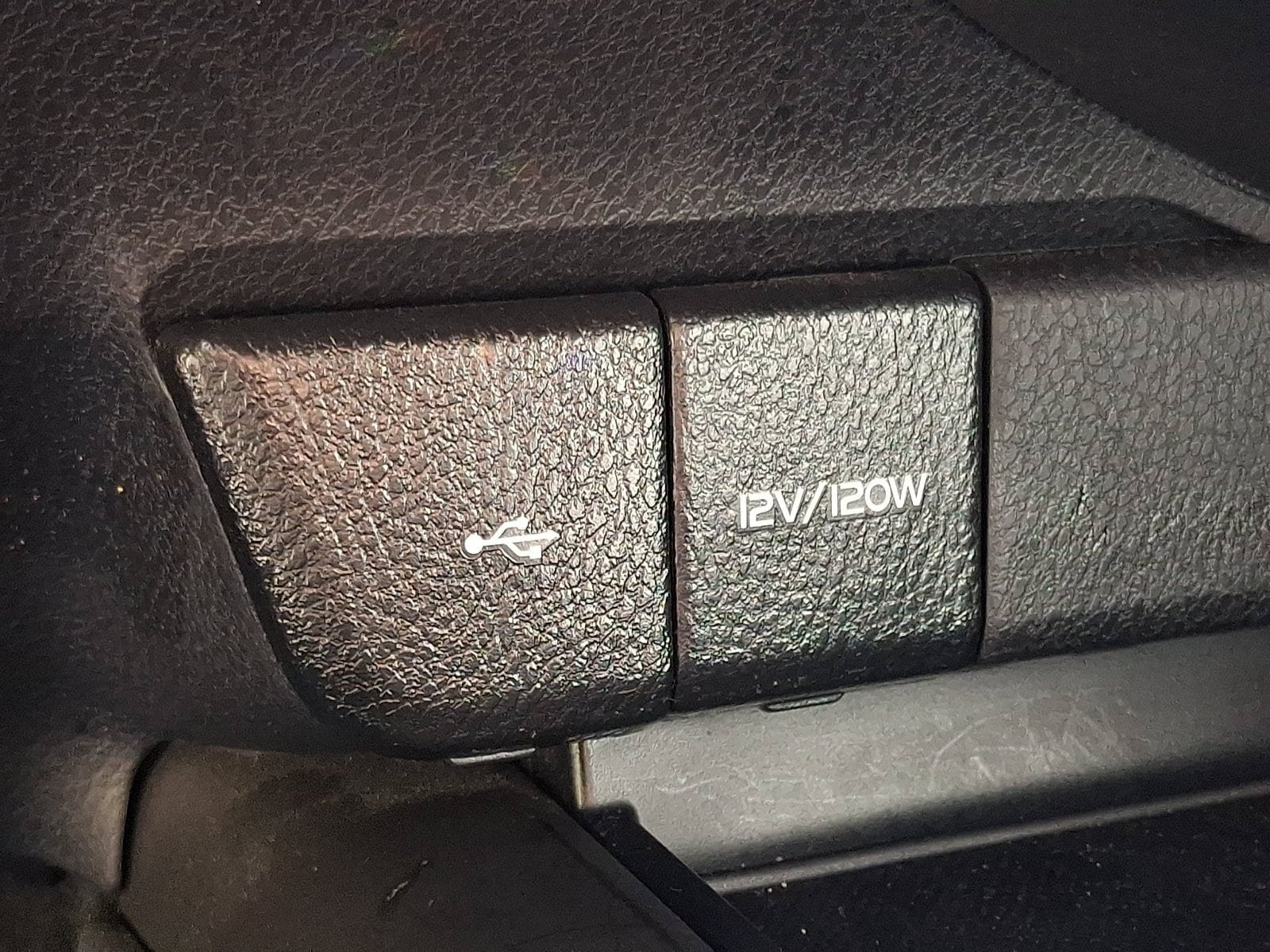Certified 2024 Toyota Camry SE FWD image 25