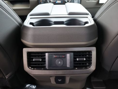 New 2026 Ford F350 Platinum w/ Platinum Plus Package AWD/4WD image 40