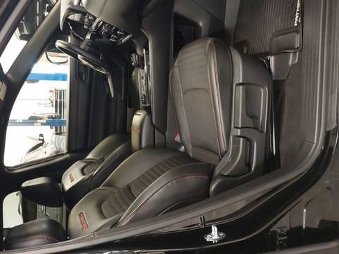 Used 2025 Nissan Pathfinder Rock Creek AWD/4WD image 38