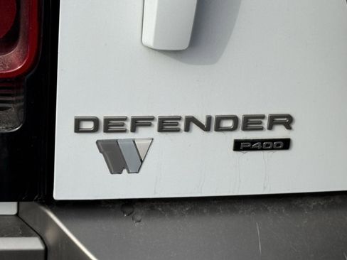 Used 2023 Land Rover Defender 110 X-Dynamic SE image 20