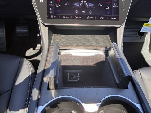 New 2025 Maserati Grecale GT image 23