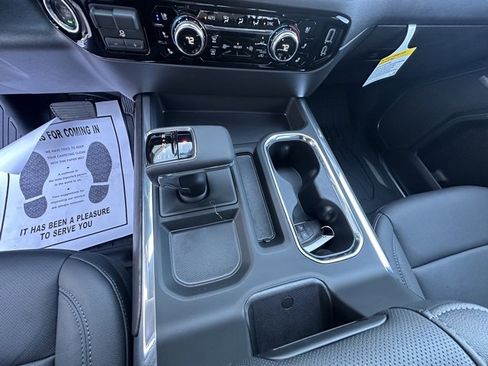 New 2026 GMC Sierra 1500 SLT image 20