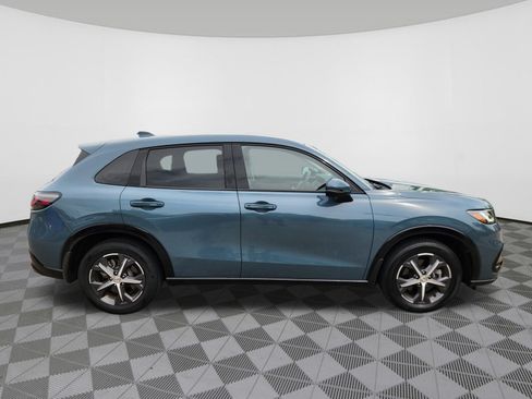Certified 2023 Honda HR-V EX-L image 6