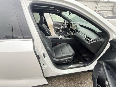 Used 2024 Lexus RX 350 350 Luxury w/ Convenience Package image 25
