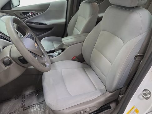 Used 2021 Chevrolet Malibu LT FWD image 13