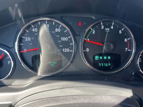 Used 2012 Jeep Liberty Sport w/ Popular Equipment Group AWD/4WD image 17