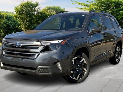 New 2025 Subaru Forester Premium image 1