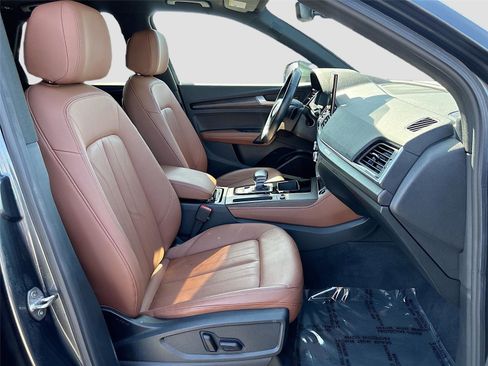 Used 2022 Audi Q5 2.0T Premium Plus w/ Premium Plus Package image 29