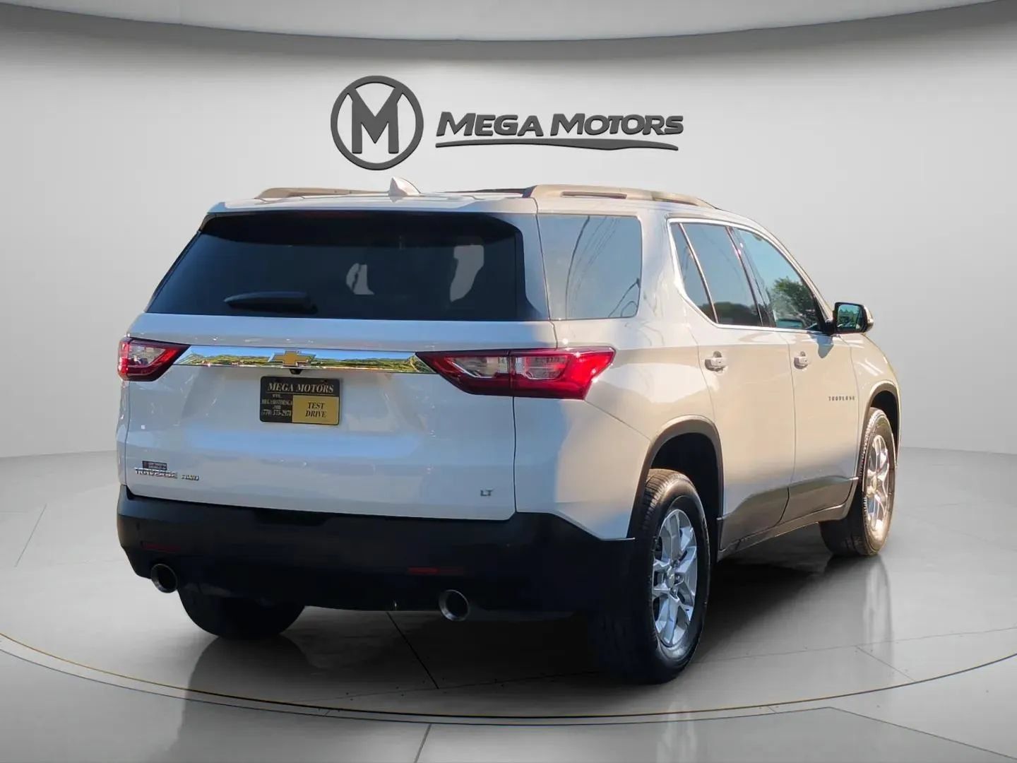 Used 2020 Chevrolet Traverse LT AWD/4WD image 7