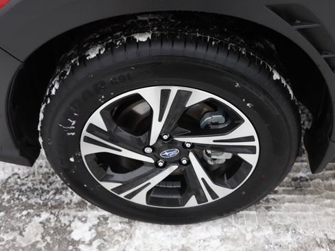 Certified 2025 Subaru Crosstrek 2.0i Premium image 9