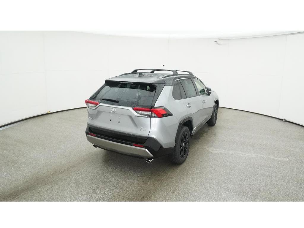 Used 2025 Toyota RAV4 XSE AWD/4WD image 10