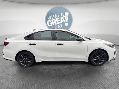 Used 2020 Kia Forte GT-Line w/ GT-Line Premium Package image 10