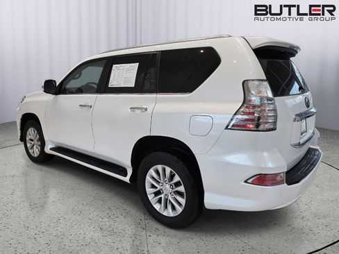 Used 2023 Lexus GX 460 Premium w/ Premium Plus Package image 7